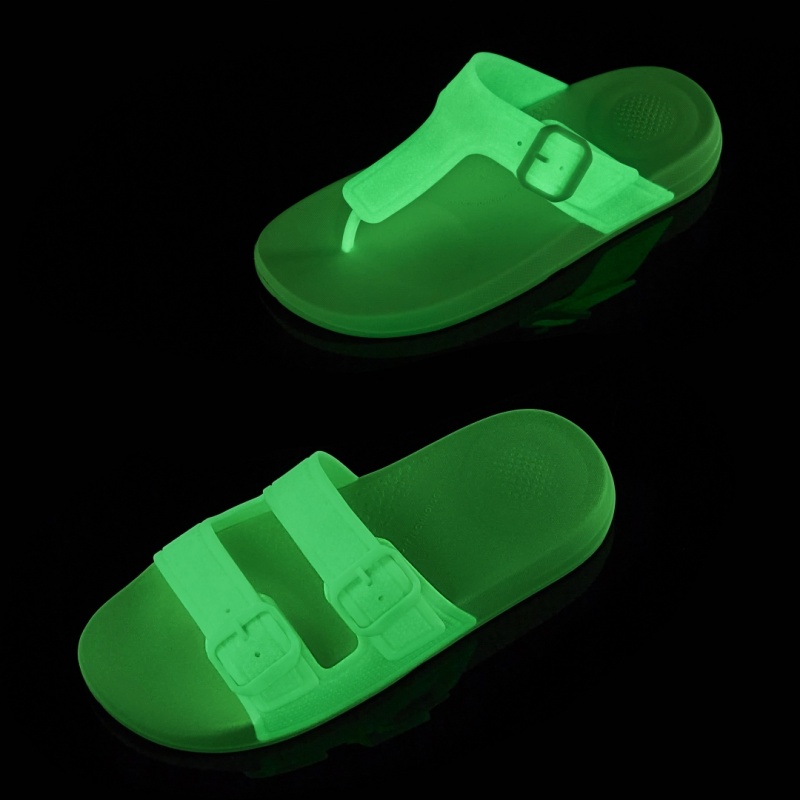 Women's Fitflop Iqushion Rubber Tpu Flip Flops Flip Flops Light Green | IN-KWQCR7691